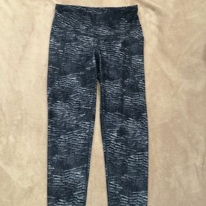 🖤DARK GRAY PATTERNED LEGGINGS WITH POCKETS🤍